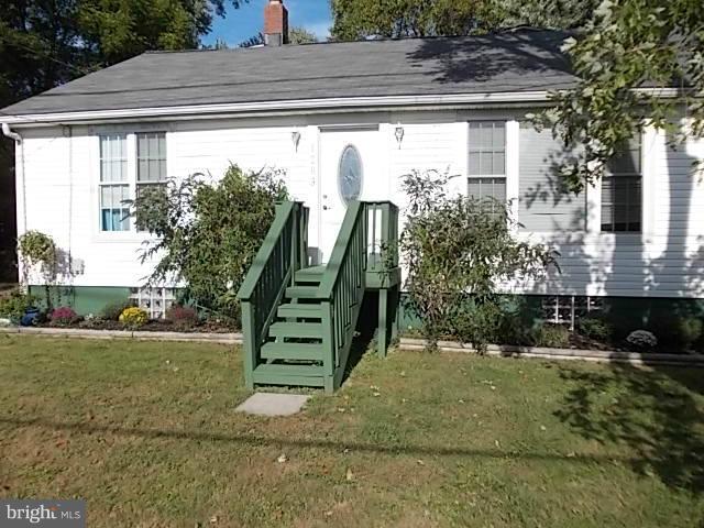 1203 Edgewood Road Edgewood, MD 21040 - Photo 25 of 27 a front view of a house with garden