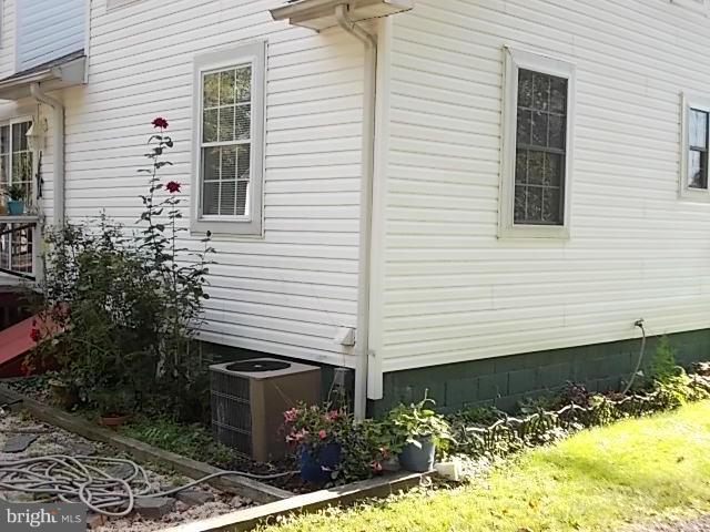 1203 Edgewood Road Edgewood, MD 21040 - Photo 27 of 27 a front view of house with yard