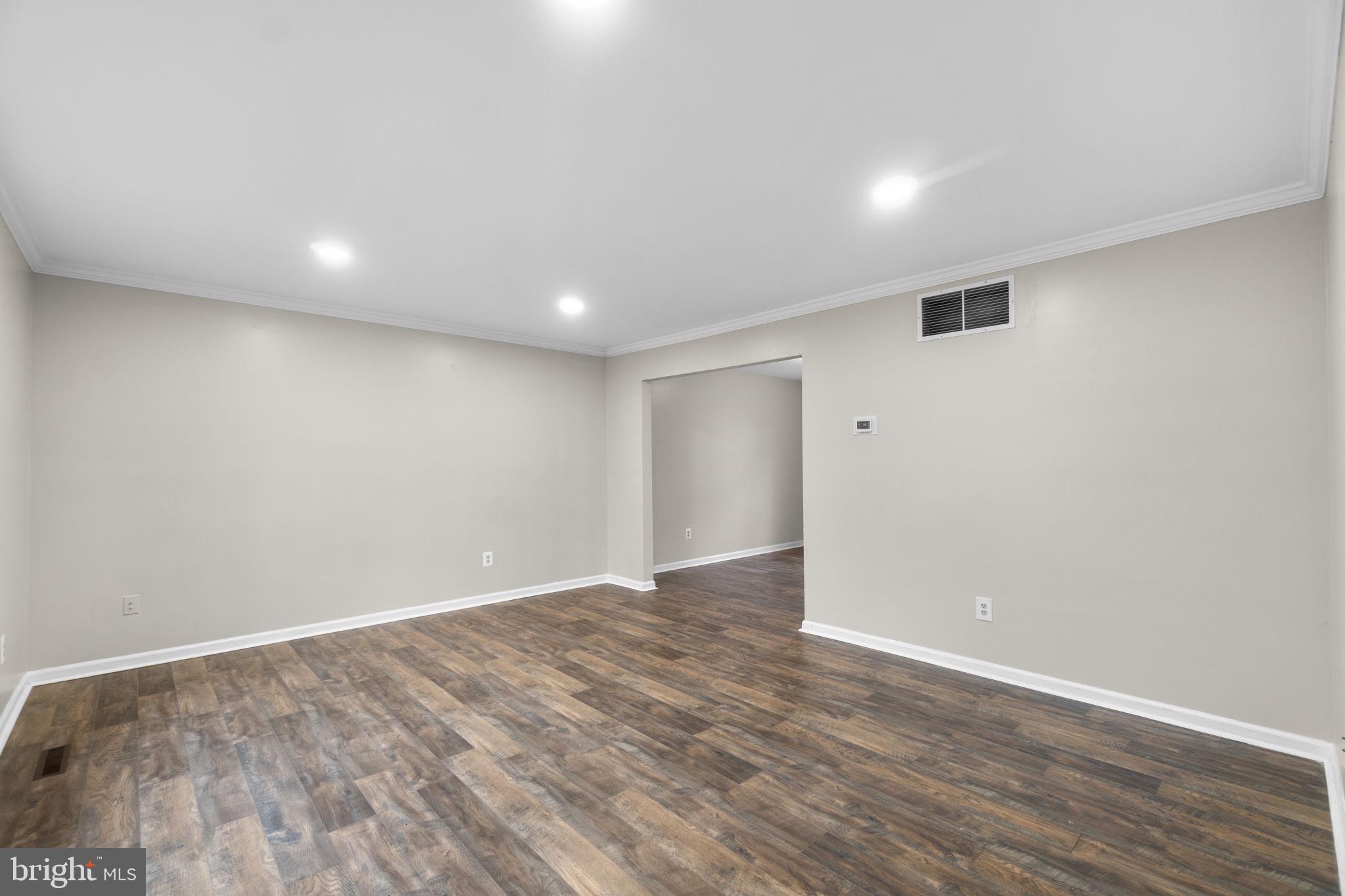 4525 Roop Road Mount Airy, MD 21771 - Photo 4 of 49 Living Room