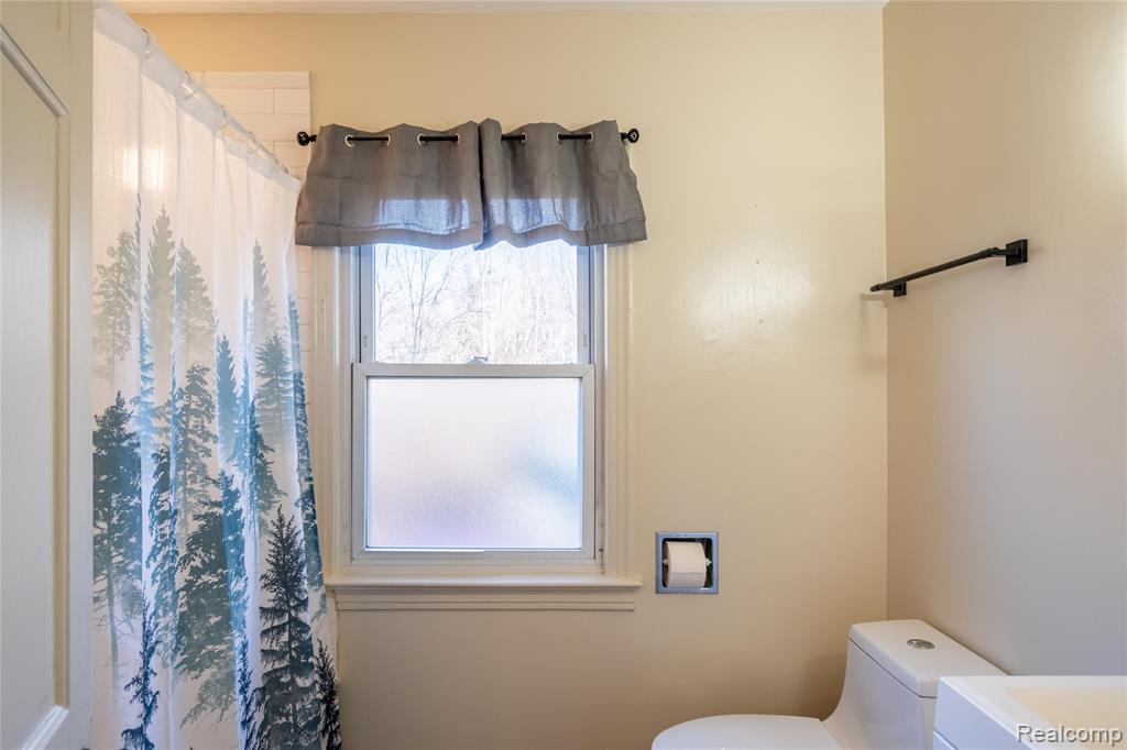 38172 Van Born Road Wayne, MI 48184 - Photo 25 of 54