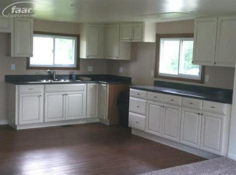 2210 Miles Road Lapeer, MI 48446 - Photo 6 of 12 20357431-5.JPG