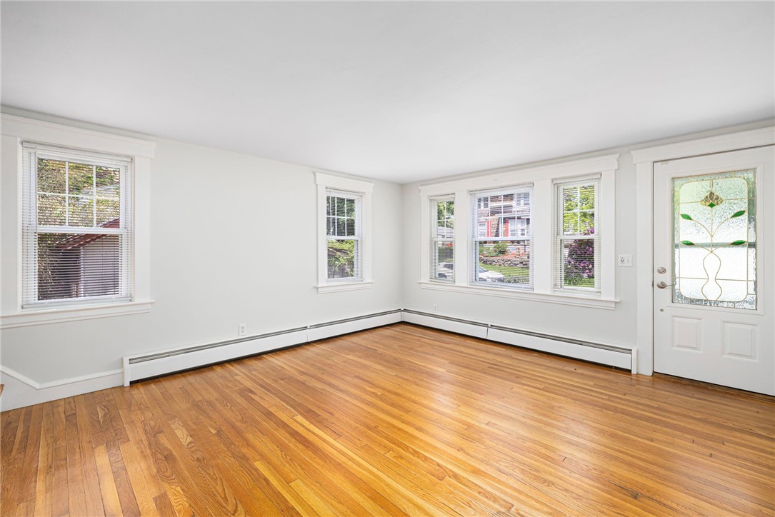3 Mapledale Avenue Coventry, RI 02816 - Photo 6 of 27