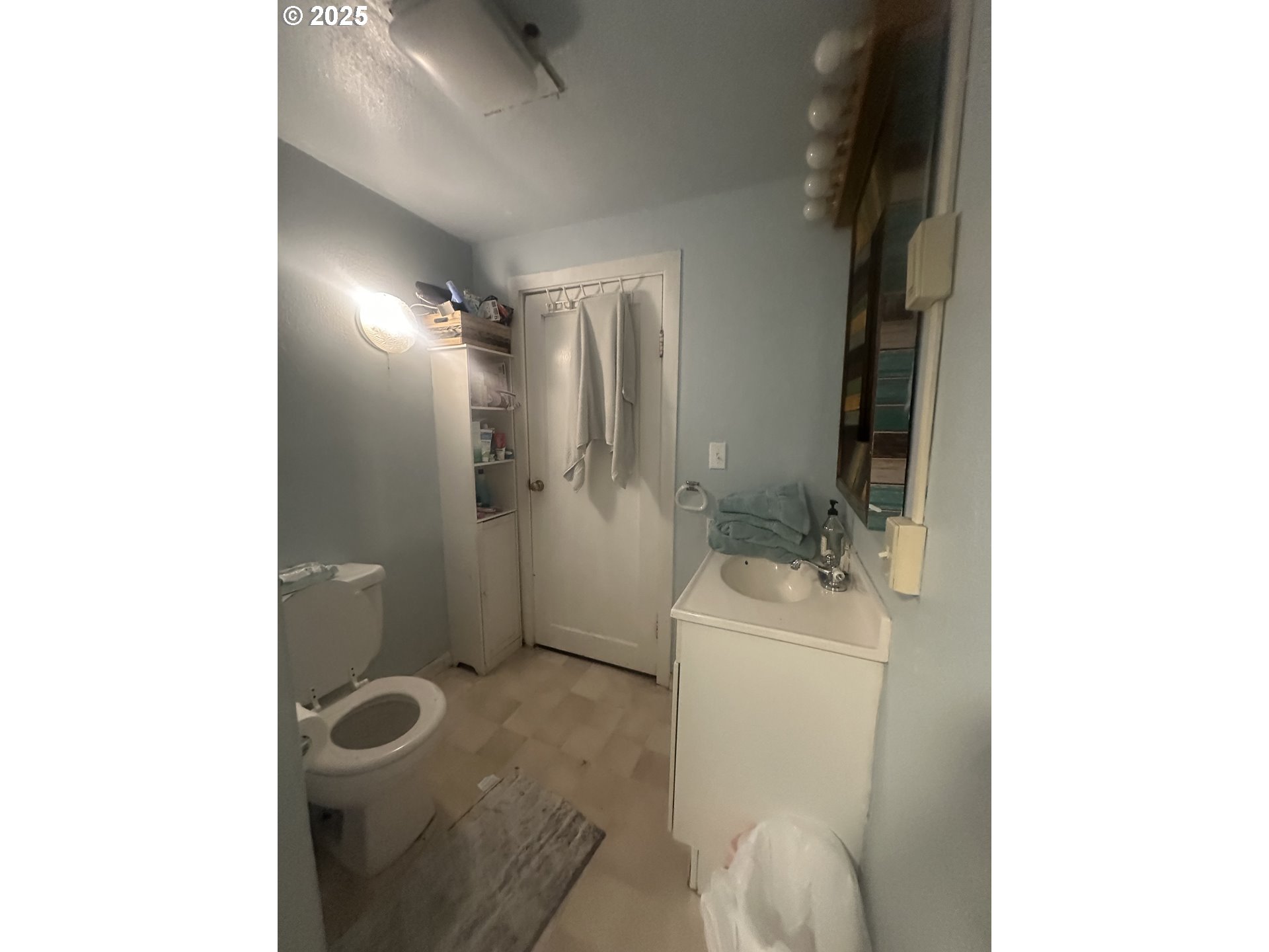 700 Park Avenue, Unit 703 625 Lakeside, OR 97449 - Photo 21 of 28