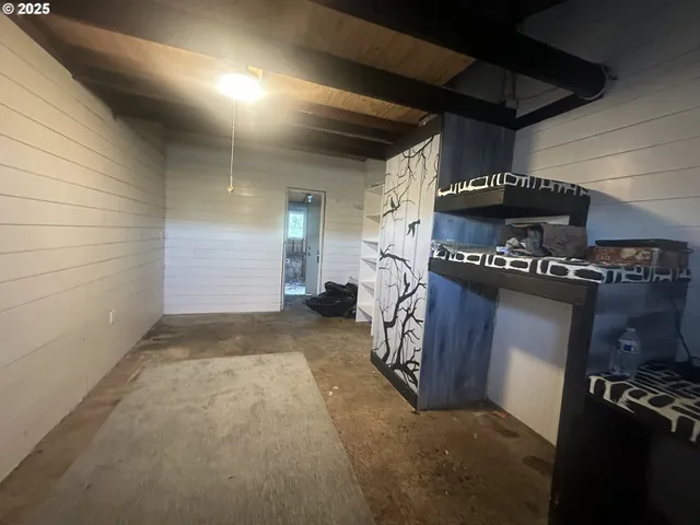 $899,000 | 700 Park Avenue, Unit 703 625, Lakeside, OR 97449