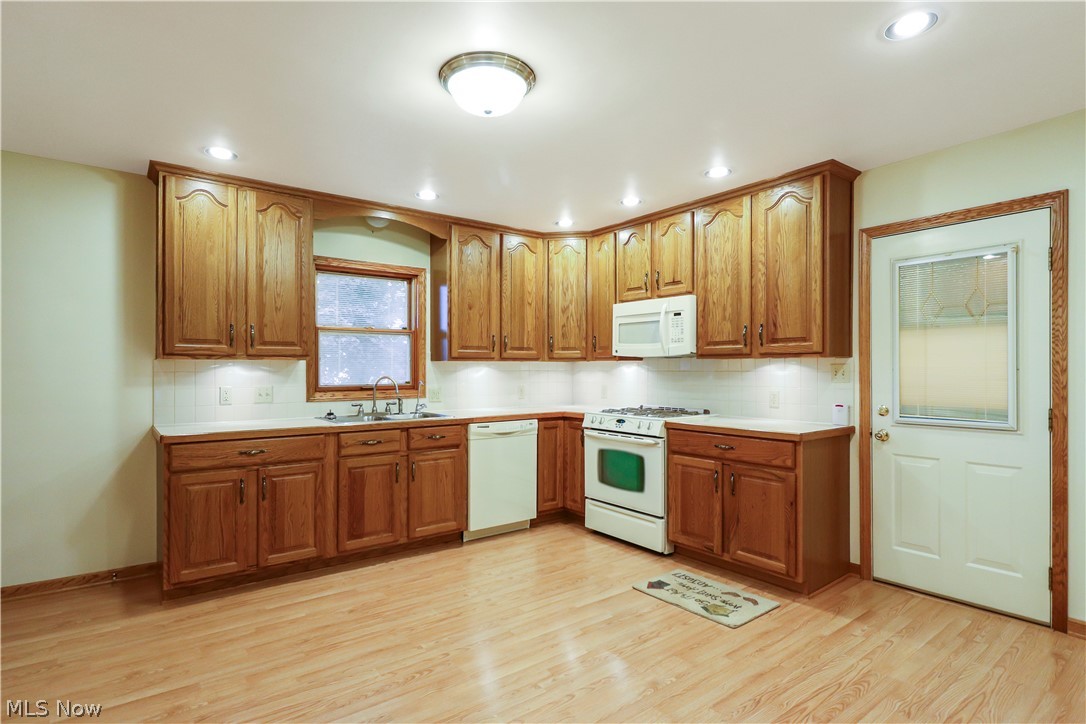 858 Pearlman Road Akron, OH 44319 - Photo 7 of 21 Gallery Image 7