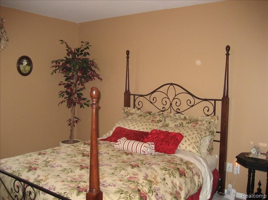 10825 Marshall Road South Lyon, MI 48178 - Photo 16 of 24 Bedroom 2