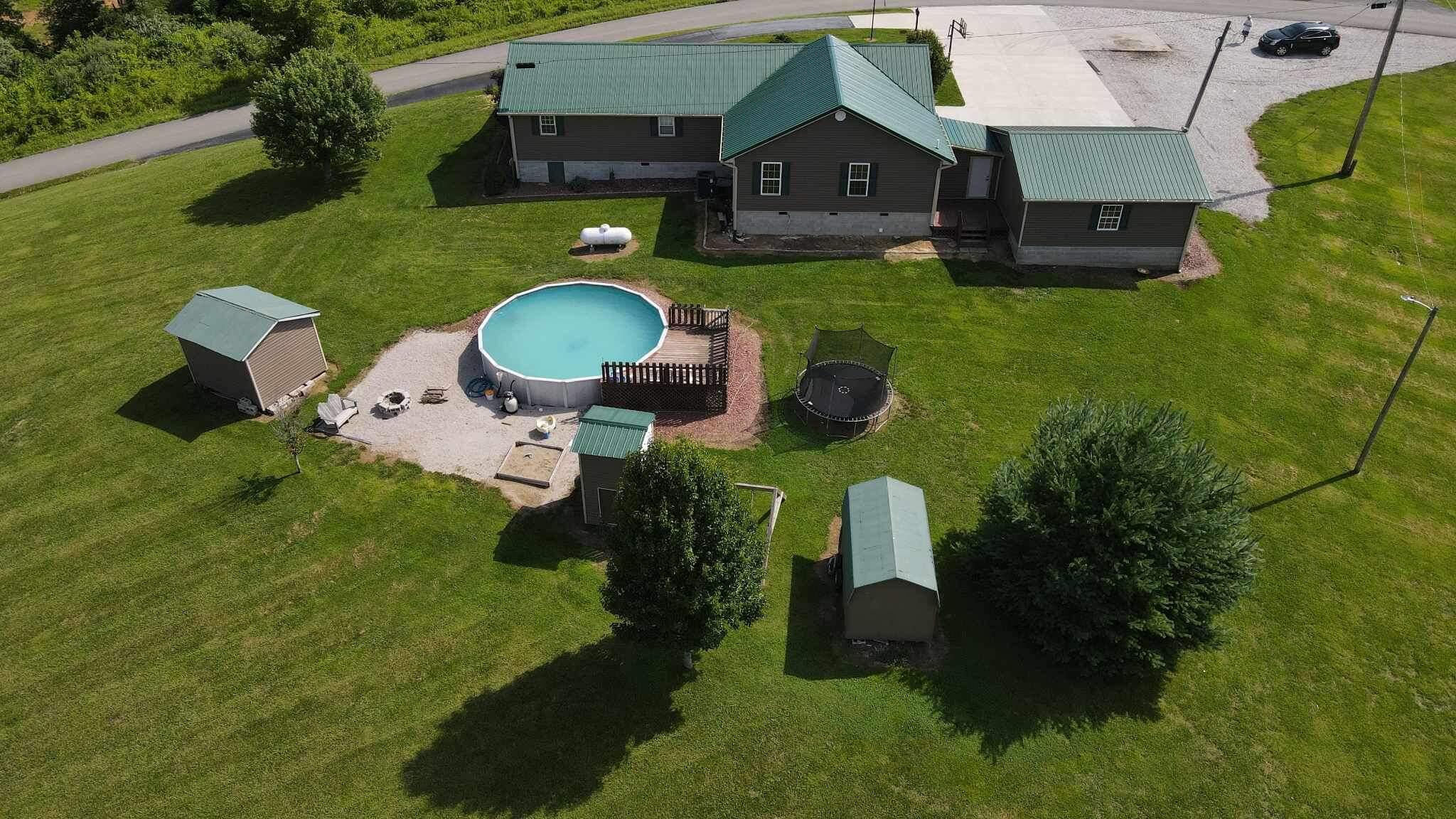 408 Bailey Road Annville, KY 40402 - Photo 27 of 67 E985EDC4-7C7E-450D-AD1A-5AFA3DE7D32E
