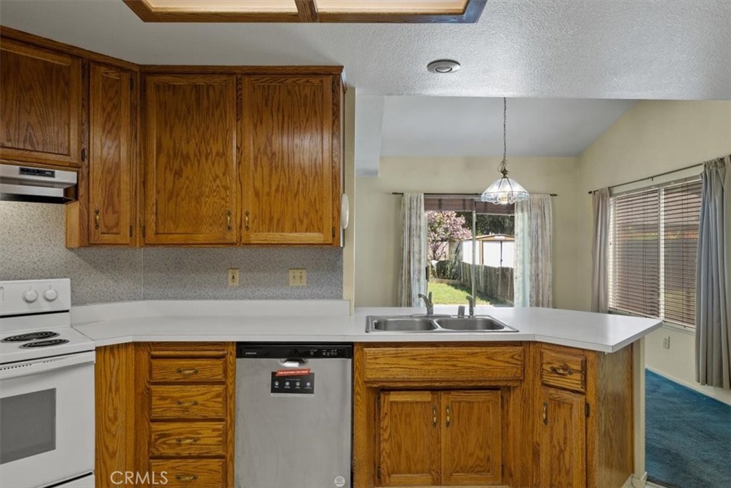 1095 Green Street Willows, CA 95988 - Photo 21 of 37