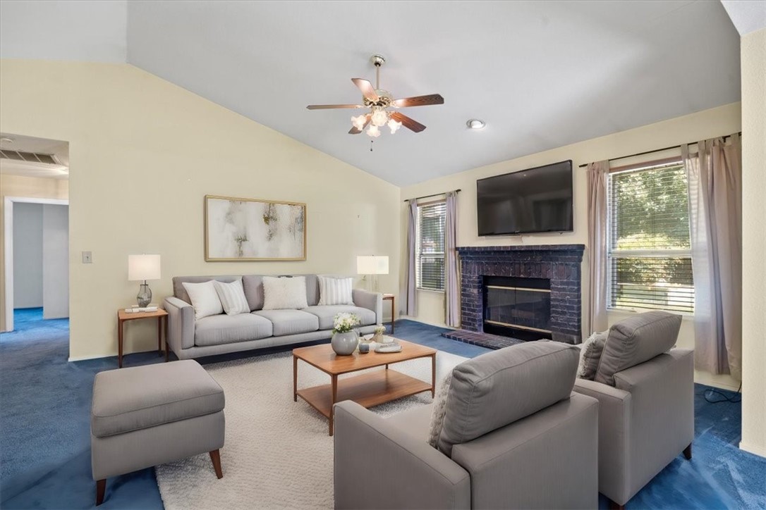 1095 Green Street Willows, CA 95988 - Photo 7 of 37