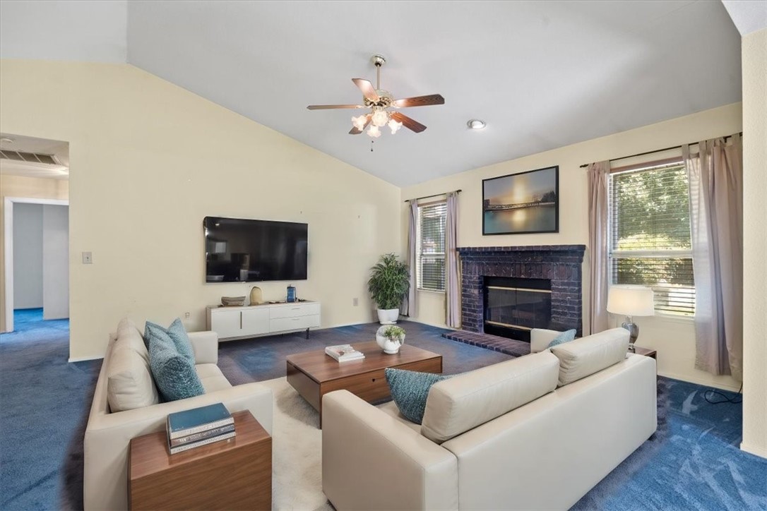 1095 Green Street Willows, CA 95988 - Photo 8 of 37