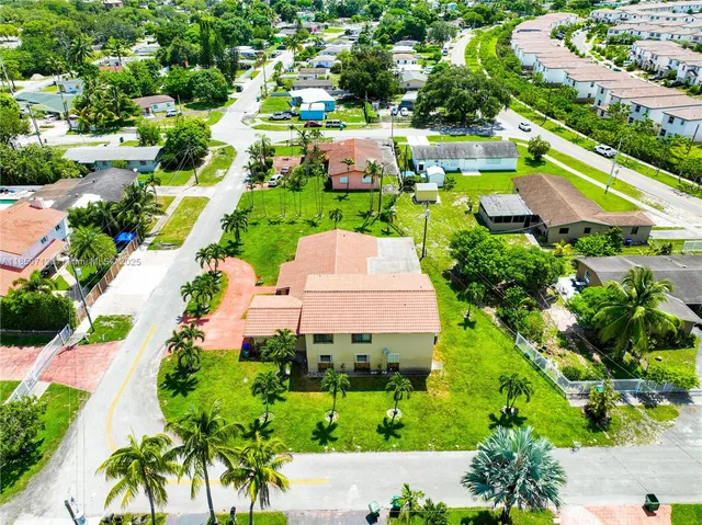 $899,900 | 2420 Northwest 132nd Street, Miami, FL 33167