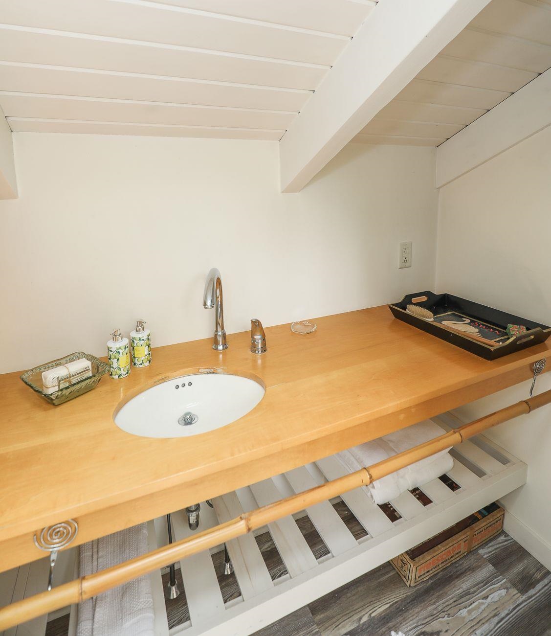 27 Eagle Drive Grantham, NH 03753 - Photo 13 of 39