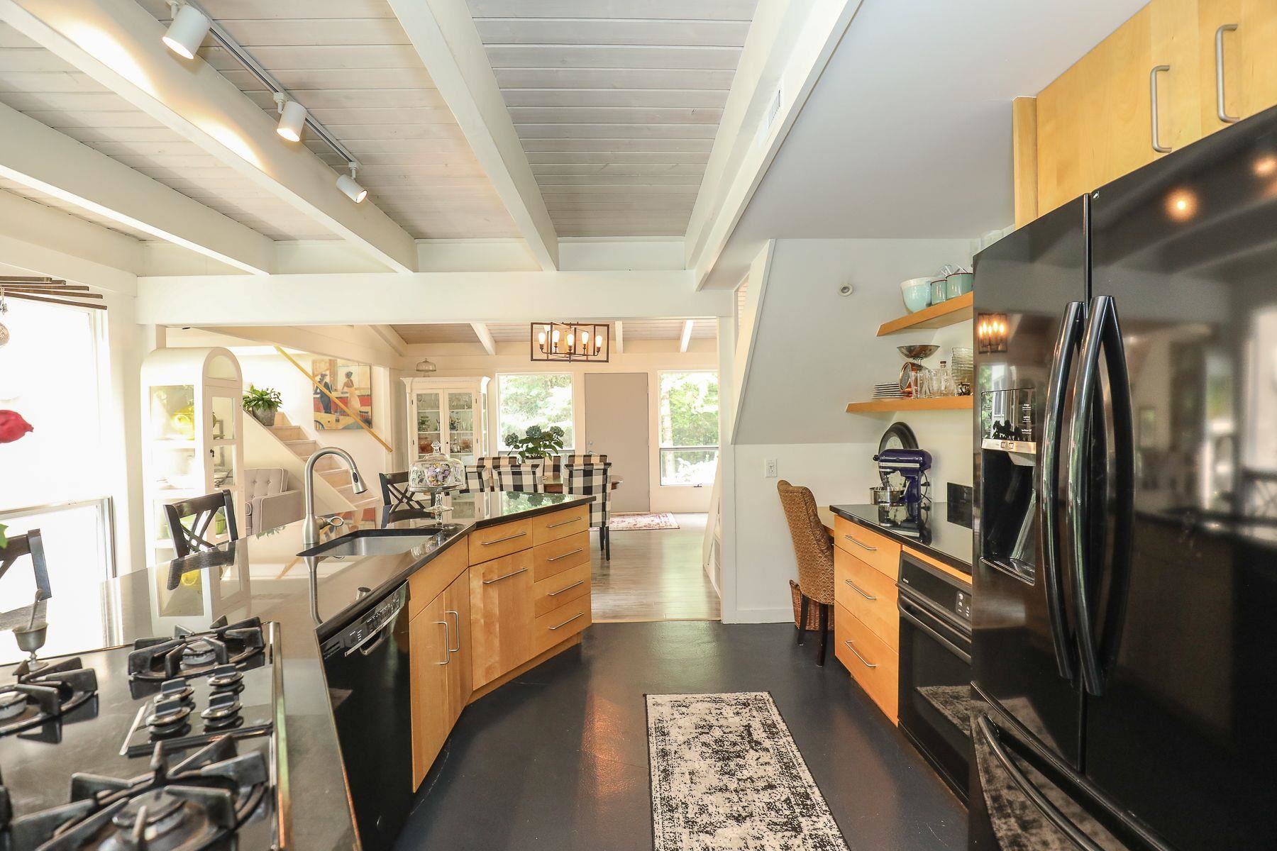 27 Eagle Drive Grantham, NH 03753 - Photo 10 of 39