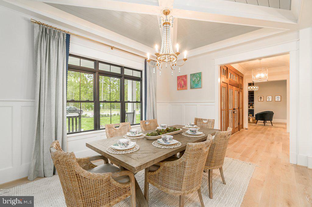 17819 Yatton Road Round Hill, VA 20141 - Photo 5 of 22 DINING ROOM