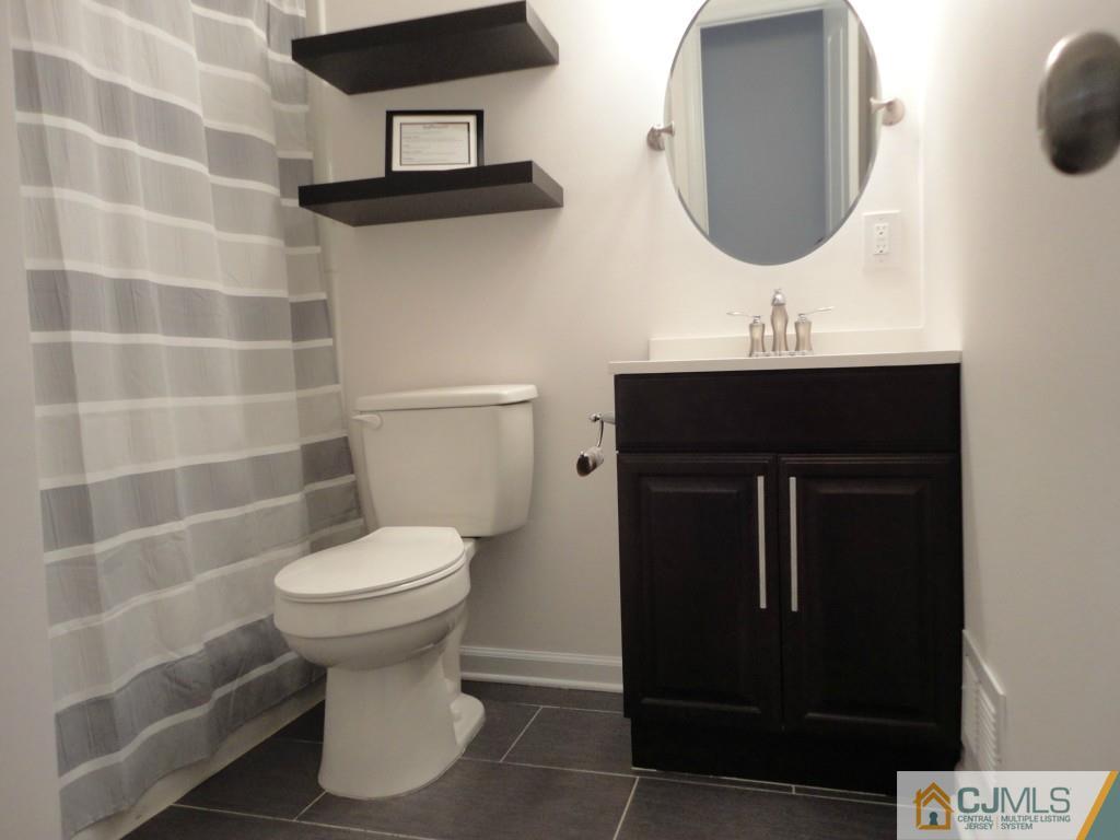 8 Cranston Road Kendall Park, NJ 08824 - Photo 16 of 24 Gallery Image 16