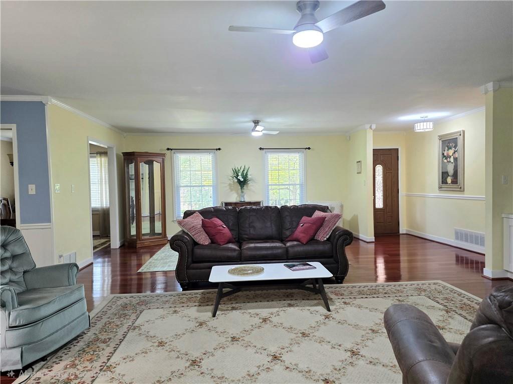 1554 Cooper Lake Road Southeast Smyrna, GA 30082 - Photo 13 of 49