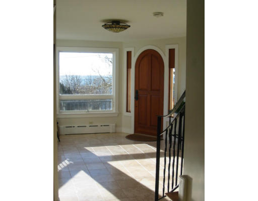 6 Old Salem Path Gloucester, MA 01930 - Photo 4 of 9 a view of front door