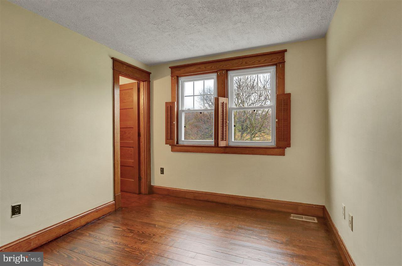 352 North Middlesex Road Carlisle, PA 17013 - Photo 16 of 24 Gallery Image 16