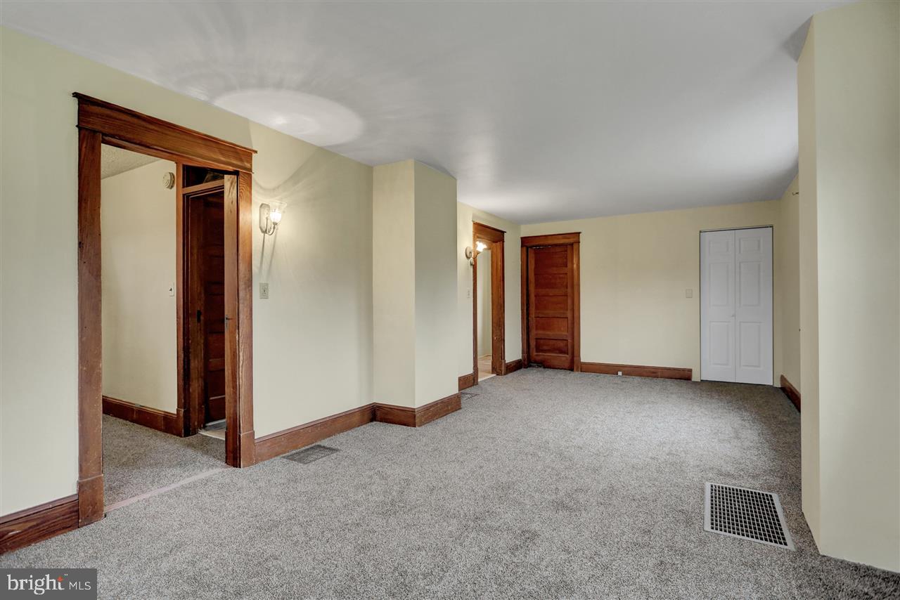 352 North Middlesex Road Carlisle, PA 17013 - Photo 3 of 24 Gallery Image 3