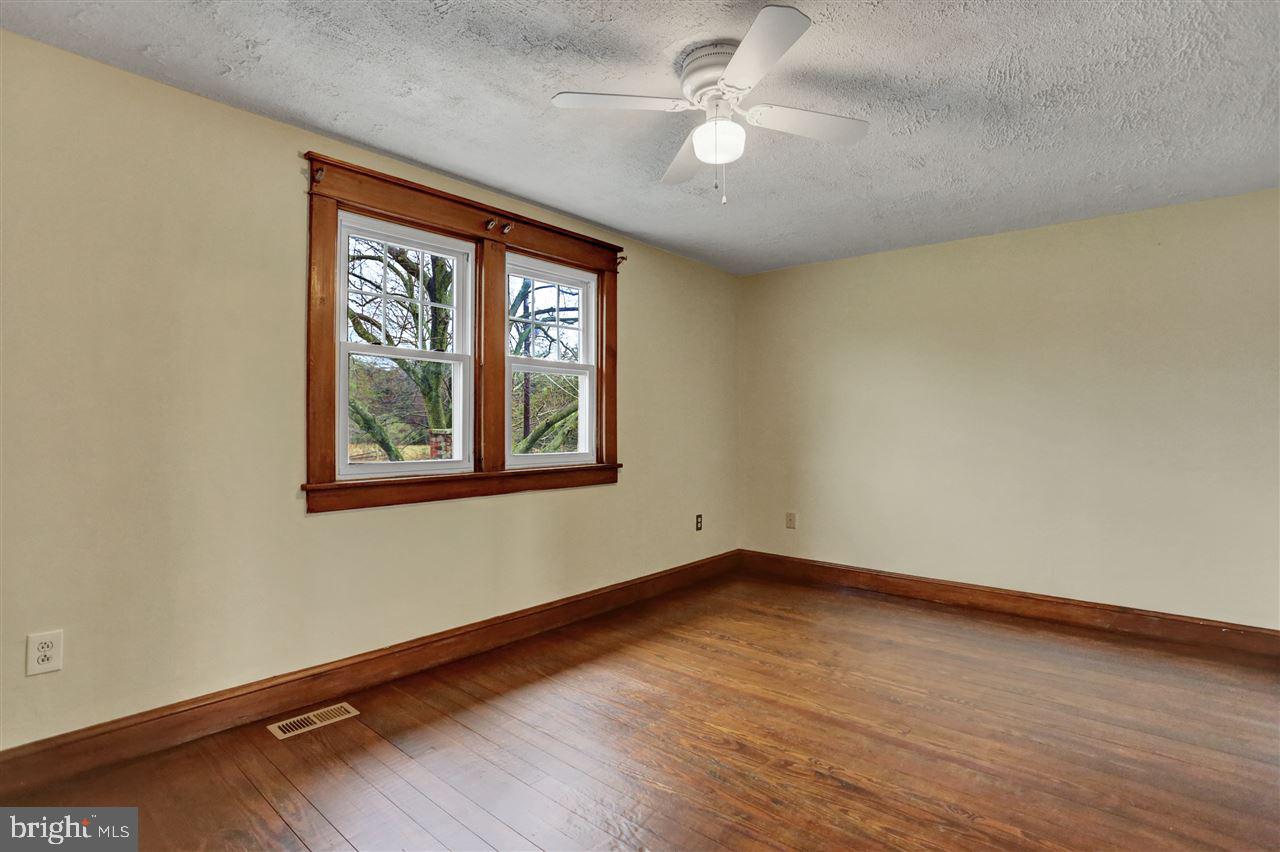 352 North Middlesex Road Carlisle, PA 17013 - Photo 8 of 24 Gallery Image 8