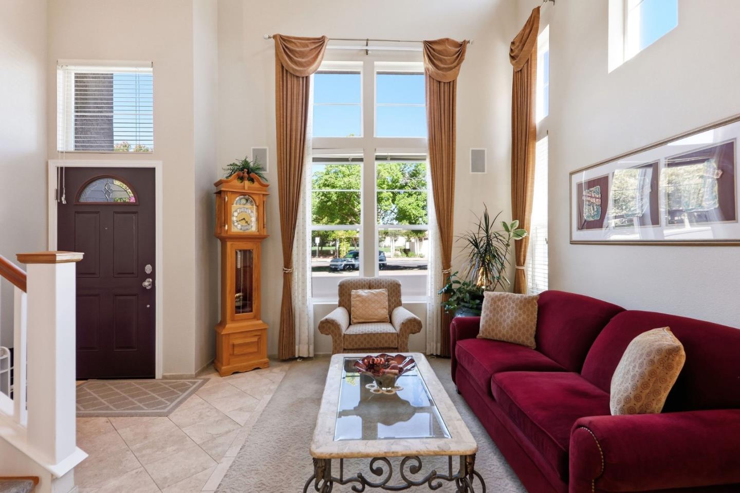 102 Triana Way San Ramon, CA 94583 - Photo 4 of 84 Gallery Image 4