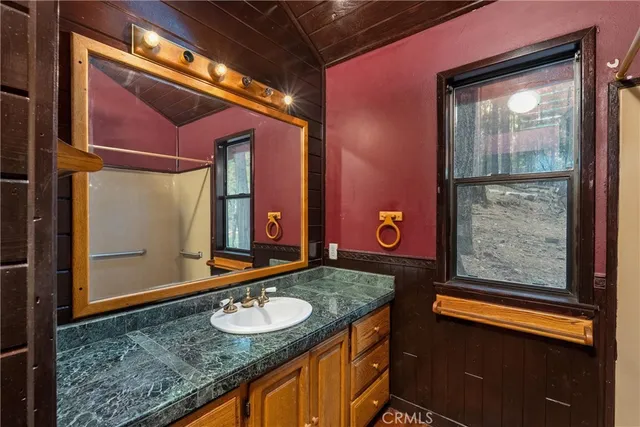 a view of a storage & utility room