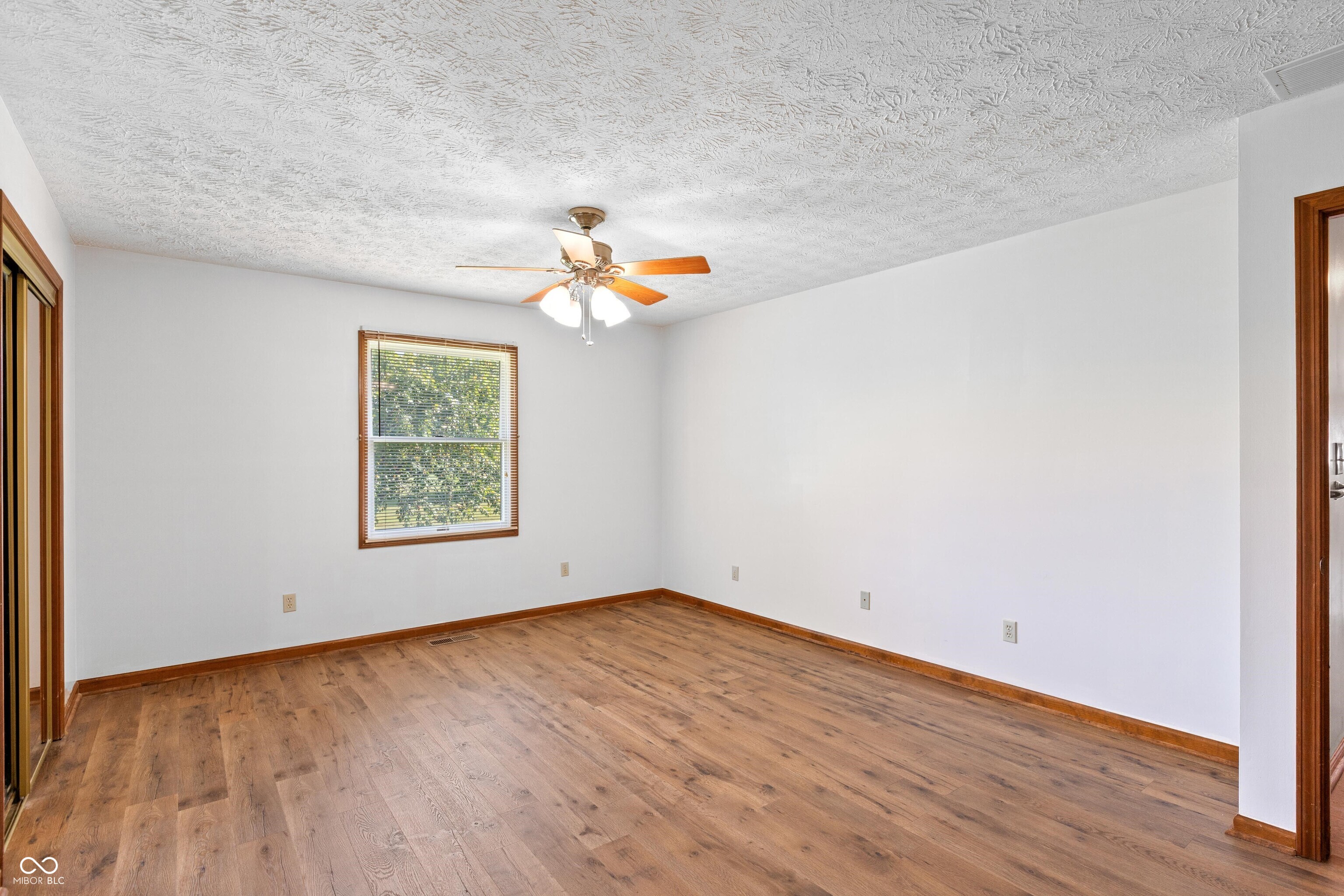 370 Vinewood Drive South Brownsburg, IN 46112 - Photo 10 of 49