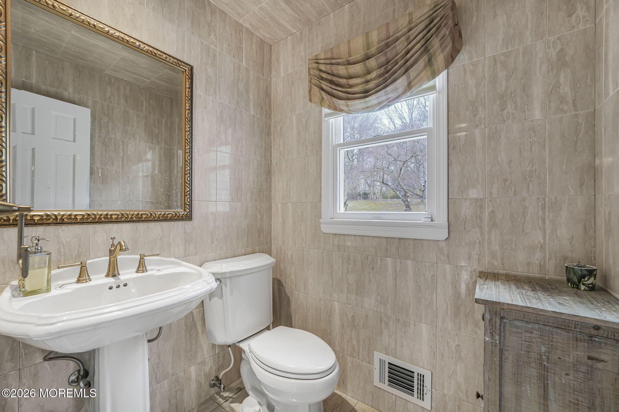 15 Huntley Road Holmdel, NJ 07733 - Photo 20 of 49 10-web-or-mls-Photo Mar 19 2026, 9 40 21