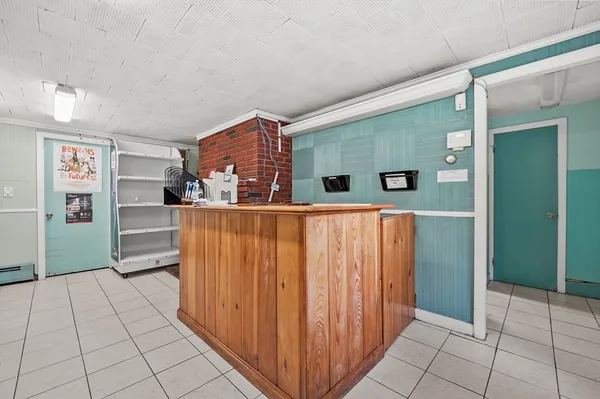 $579,000 | 577 Grove Street, Worcester, MA 01605