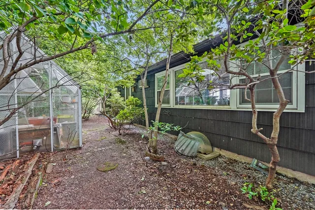 $579,900 | 577 Grove Street, Worcester, MA 01605