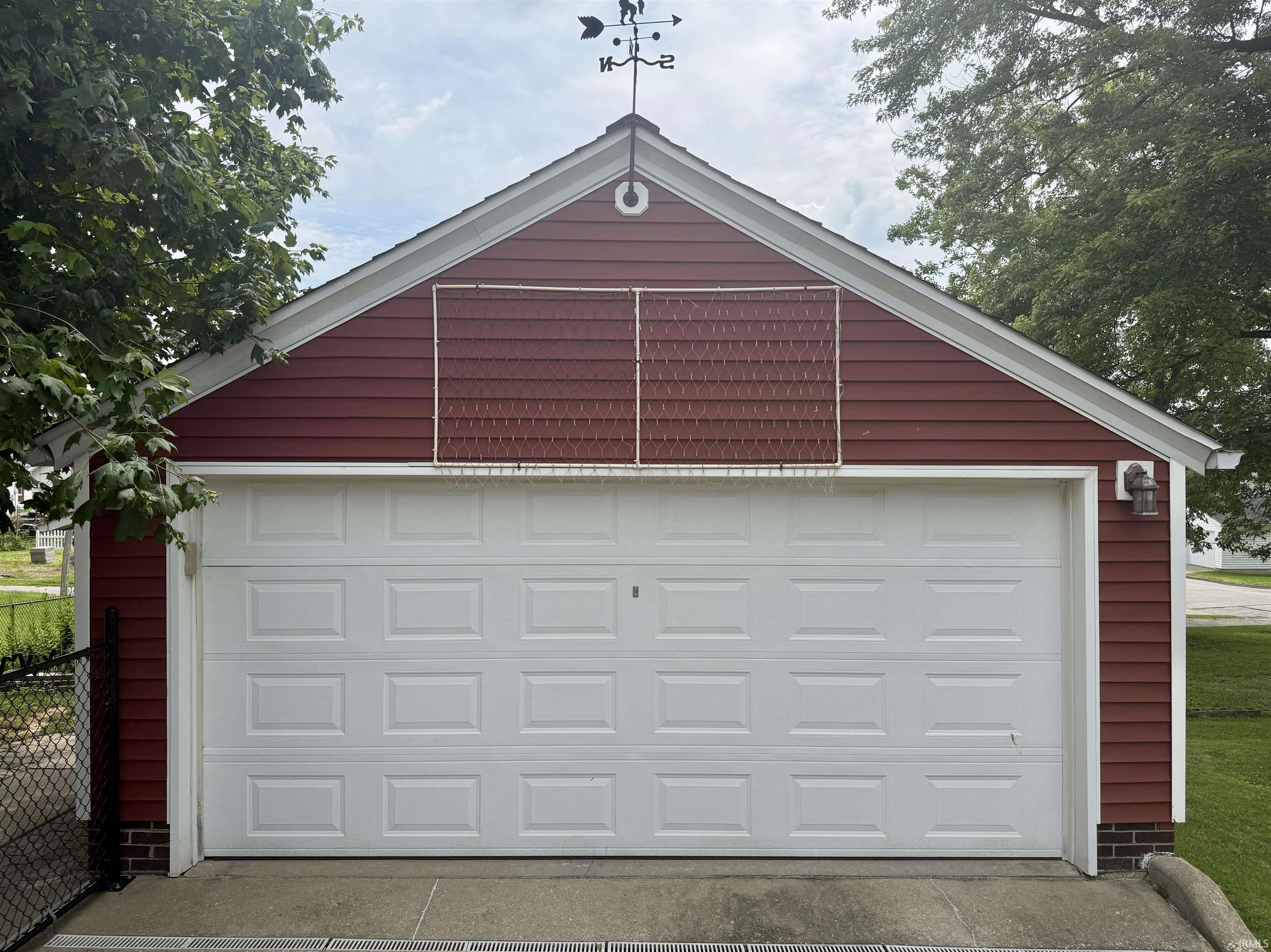 1608 Jackson Street Jasper, IN 47546 - Photo 4 of 40