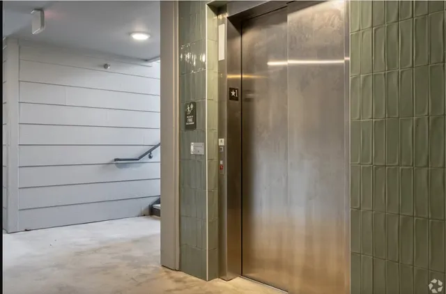 $1,455 | 1200 West Koenig Lane, Austin, TX 78756