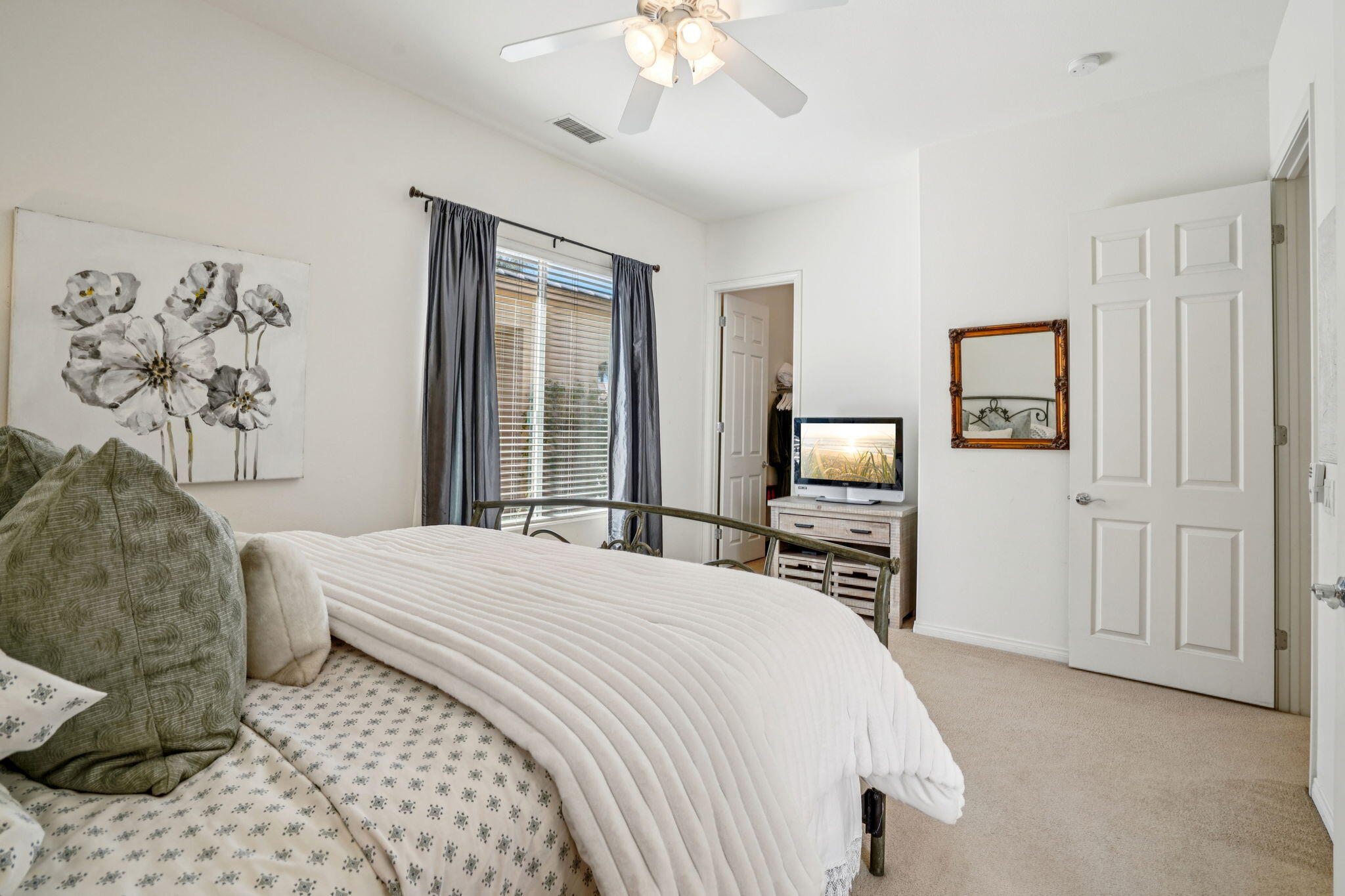 64 Paris Way Rancho Mirage, CA 92270 - Photo 31 of 47 Guest Bed 2