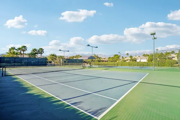 $949,000 | 64 Paris Way, Rancho Mirage, CA 92270