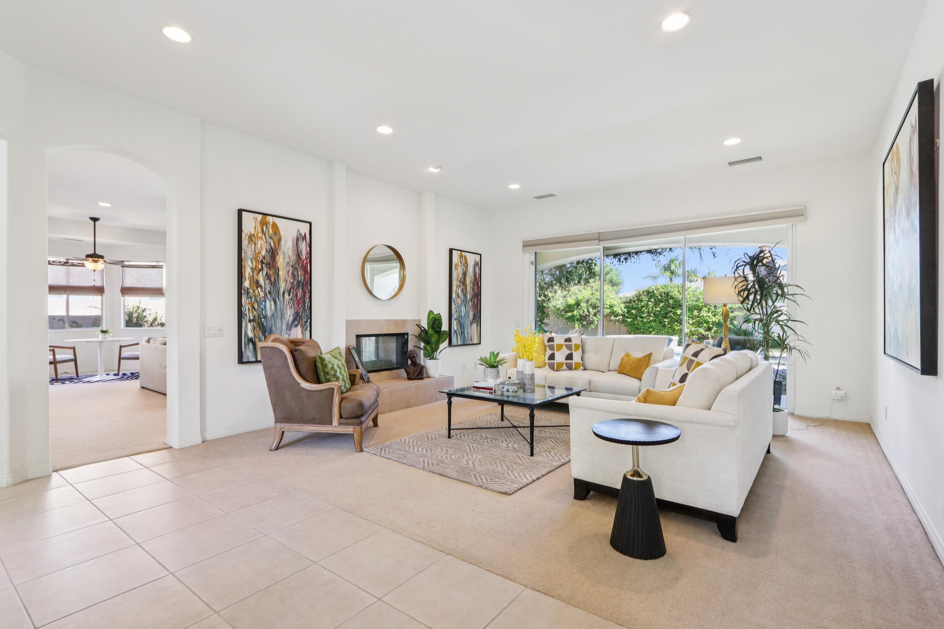64 Paris Way Rancho Mirage, CA 92270 - Photo 5 of 47 Living Room