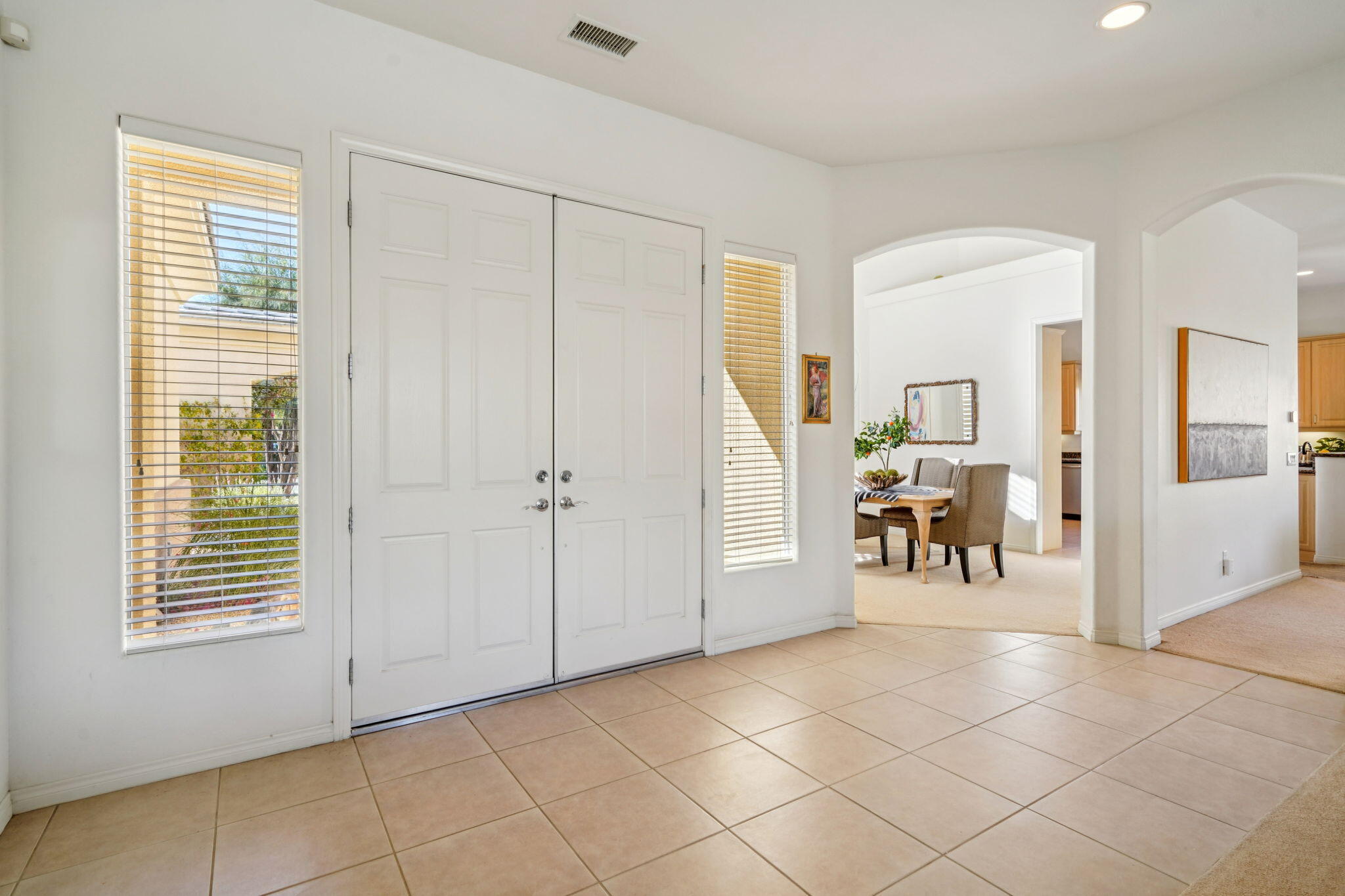 64 Paris Way Rancho Mirage, CA 92270 - Photo 8 of 47 Foyer