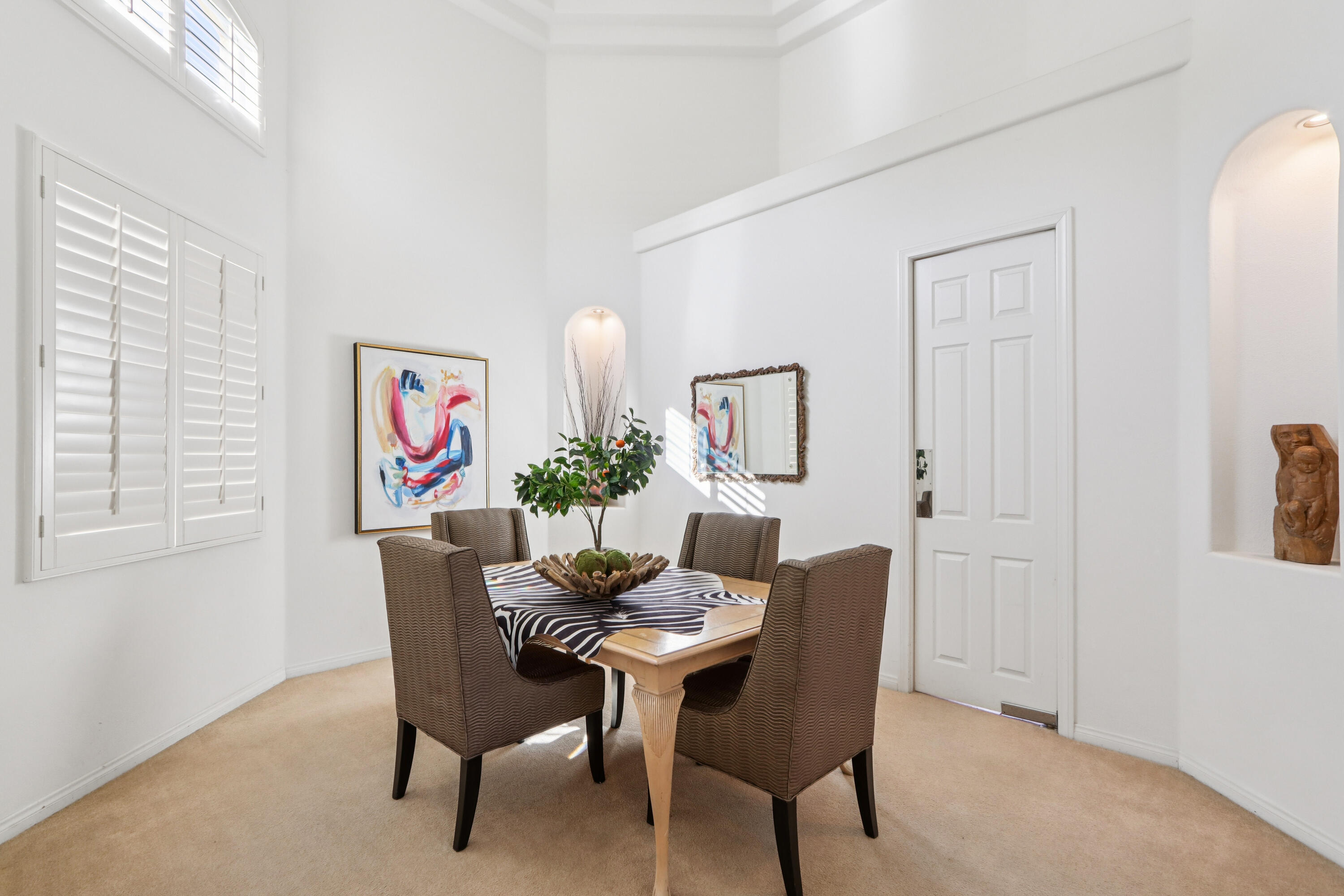 64 Paris Way Rancho Mirage, CA 92270 - Photo 9 of 47 Dining Room