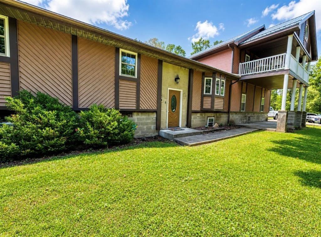 28 Dutch Glory Road Amity, PA 15311 - Photo 2 of 42 Gallery Image 2
