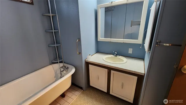 $1,900 | 41 East Pickering Place, Shelton, WA 98584