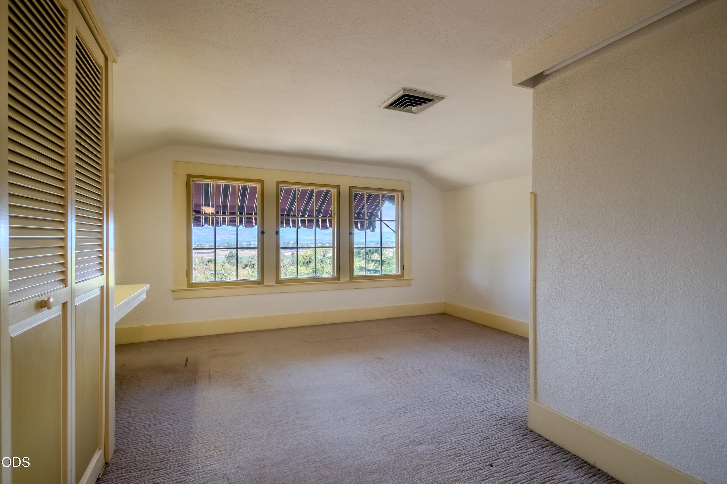 2569 Old Stage Road Medford, OR 97502 - Photo 48 of 83 Gallery Image 48