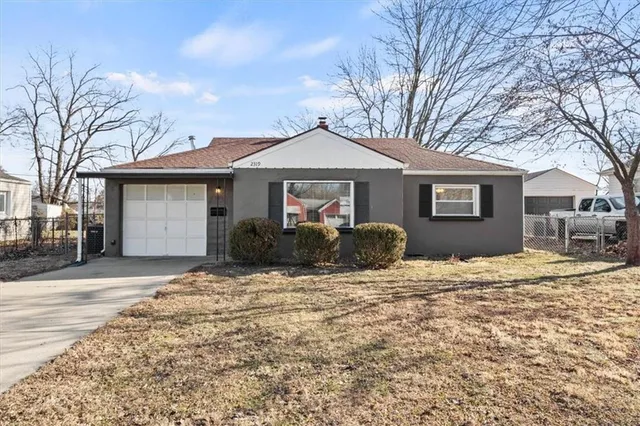 $134,000 | 2319 South Cedar Avenue, Independence, MO 64052
