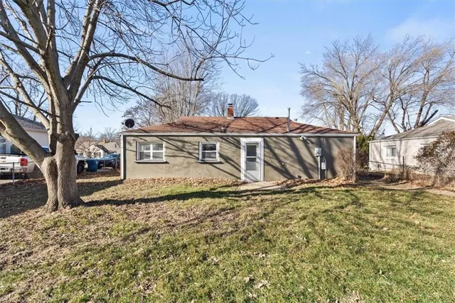 $134,000 | 2319 South Cedar Avenue, Independence, MO 64052
