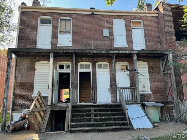 $49,000 | 5218 North Broadway, St. Louis, MO 63147