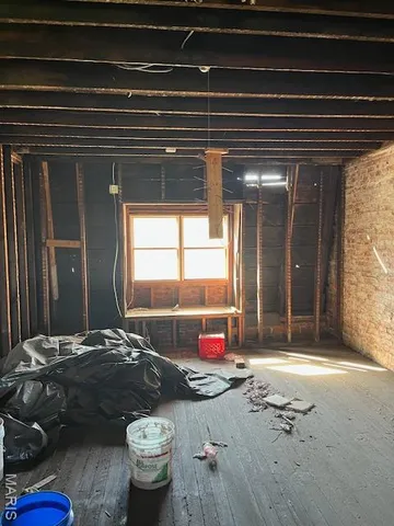 $49,000 | 5218 North Broadway, St. Louis, MO 63147