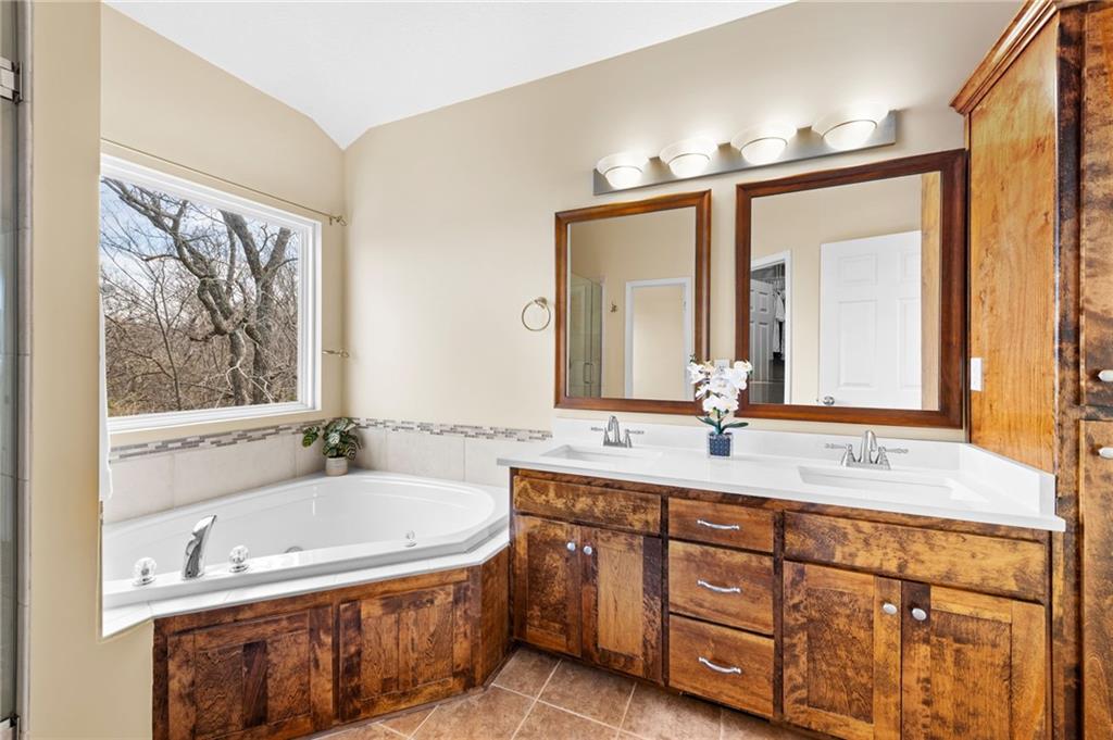 545 South Minter Road Grain Valley, MO 64029 - Photo 27 of 42