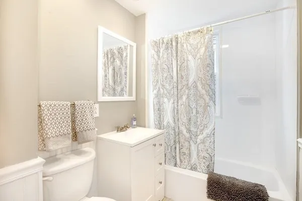 $5,960 | 10 Ticknor Street, Unit 2, Boston, MA 02127