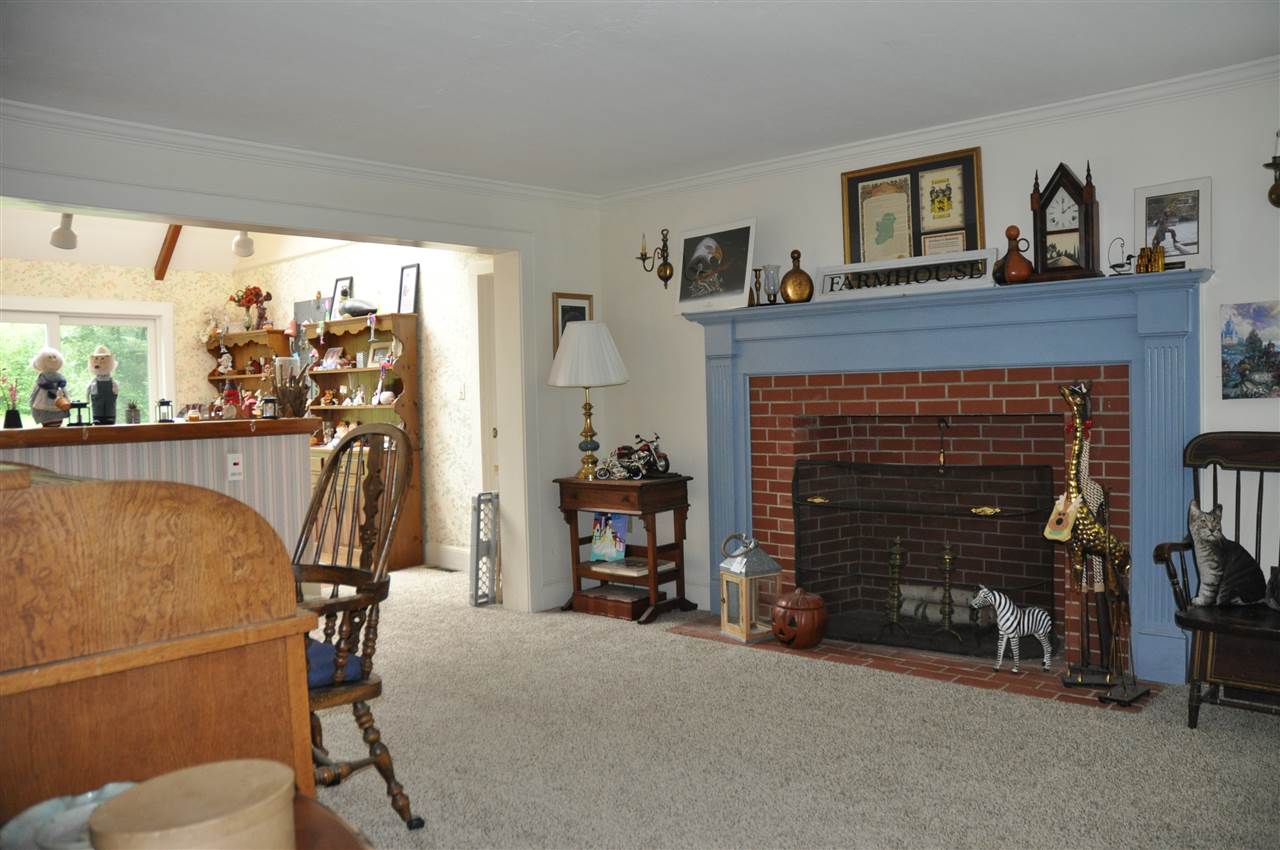 183 Griffin Road Deerfield, NH 03037 - Photo 5 of 40