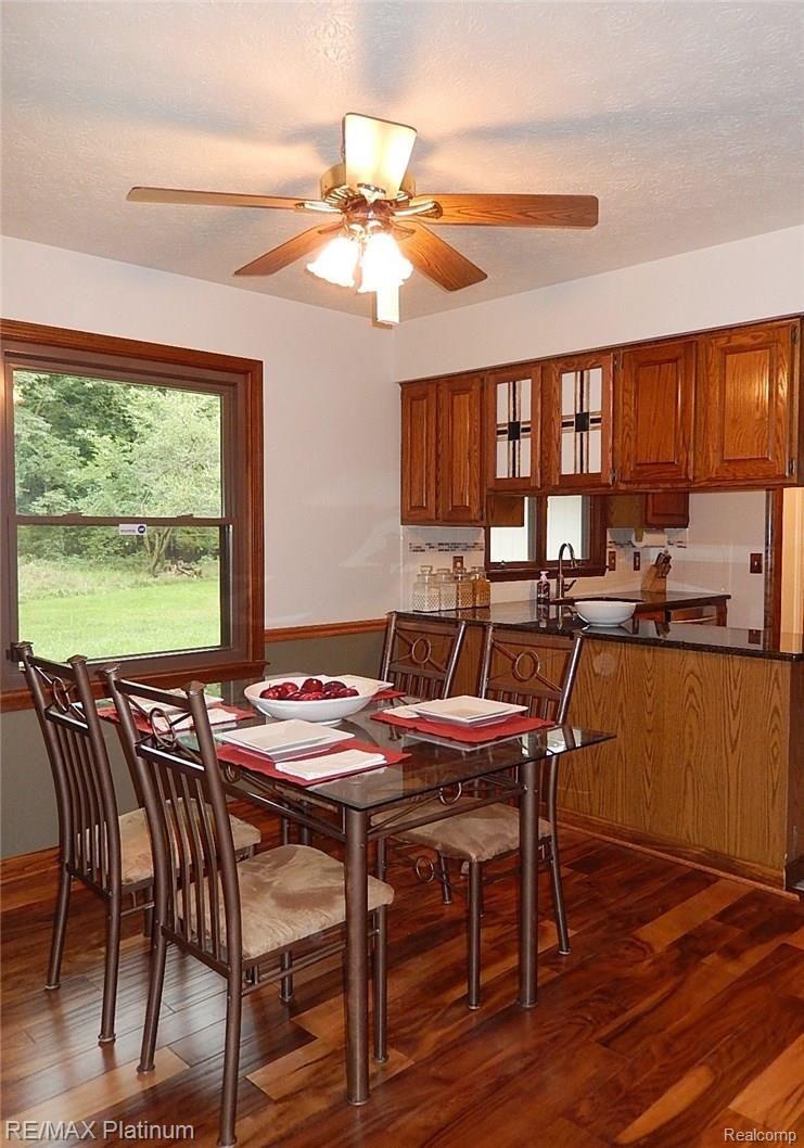 8187 Pingree Road Pinckney, MI 48169 - Photo 18 of 82 18.JPG