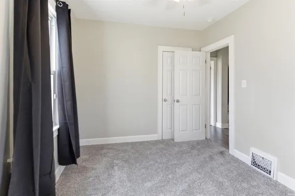 $150,000 | 2550 East Riverside Drive, Evansville, IN 47714