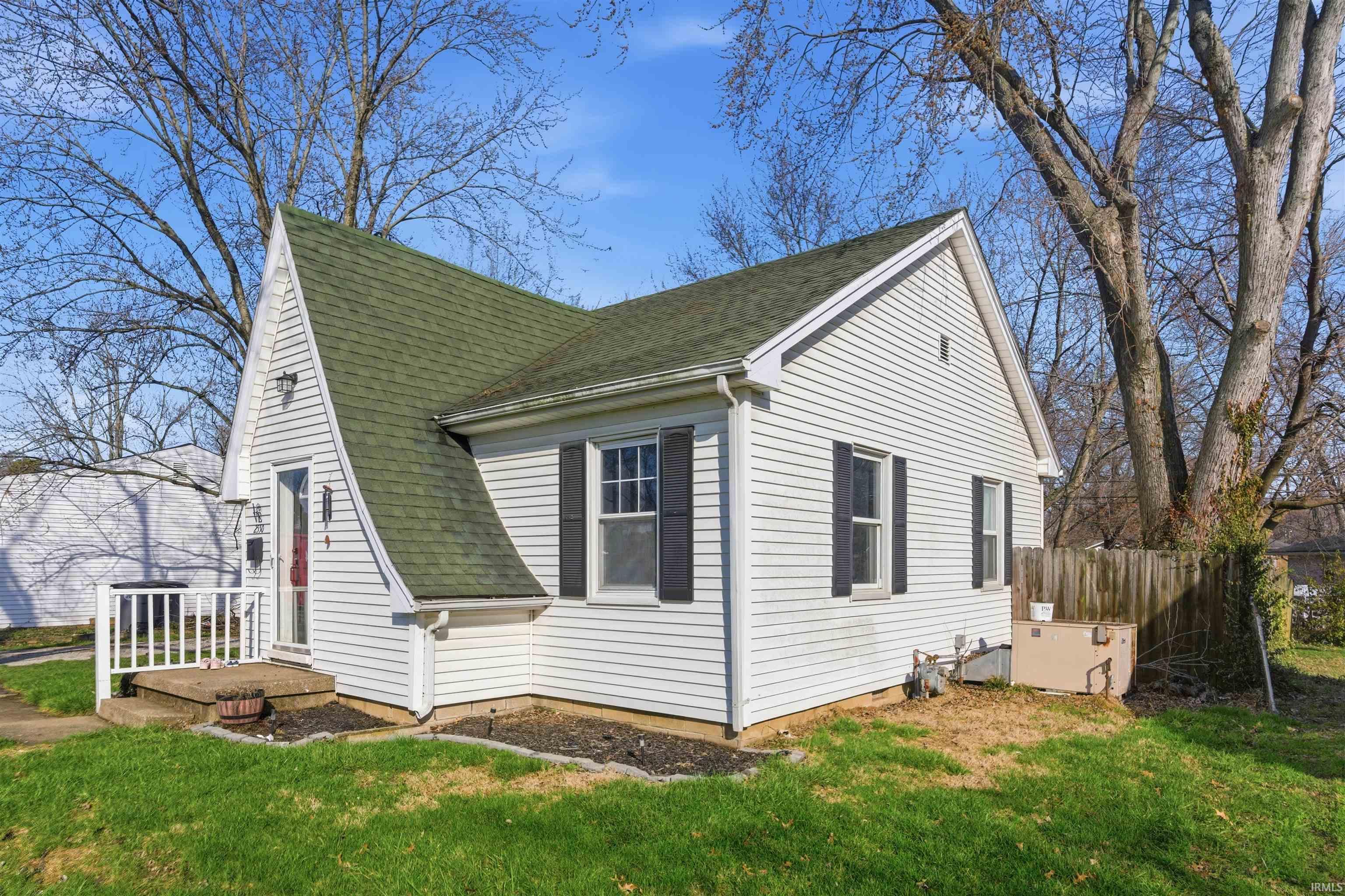 2550 East Riverside Drive Evansville, IN 47714 - Photo 3 of 17